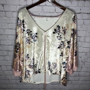NEW Maurices Velvet Floral Kimono Top